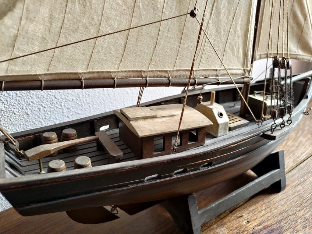 Gedetailleerd model van een Canarische visserssloep., Hobby en Vrije tijd, Modelbouw | Boten en Schepen, Gebruikt, Groter dan 1:32