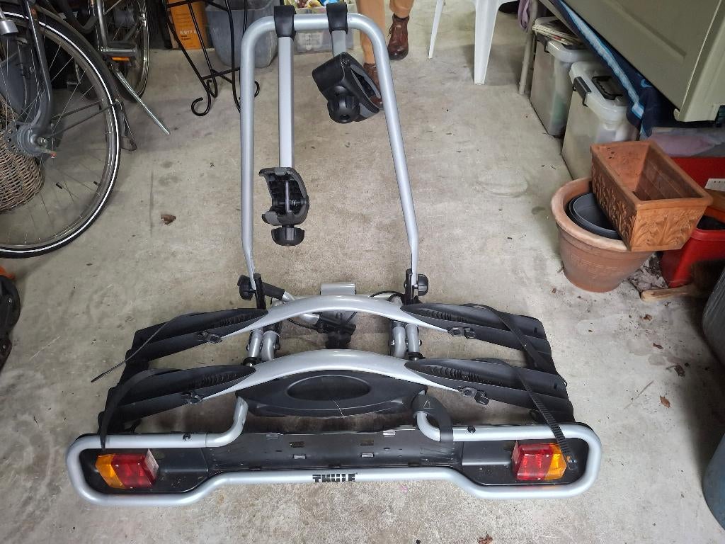 THULE  fietsendrager, Ophalen, Zo goed als nieuw, 2 fietsen, Trekhaakdrager