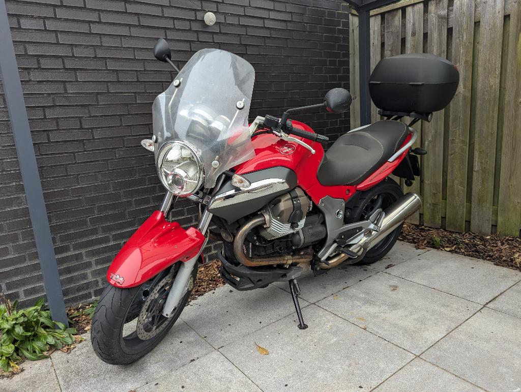 Moto Guzzi Breva 1100, 2 cilinders, Motorrijbewijs A, Particulier, Meer dan 35 kW
