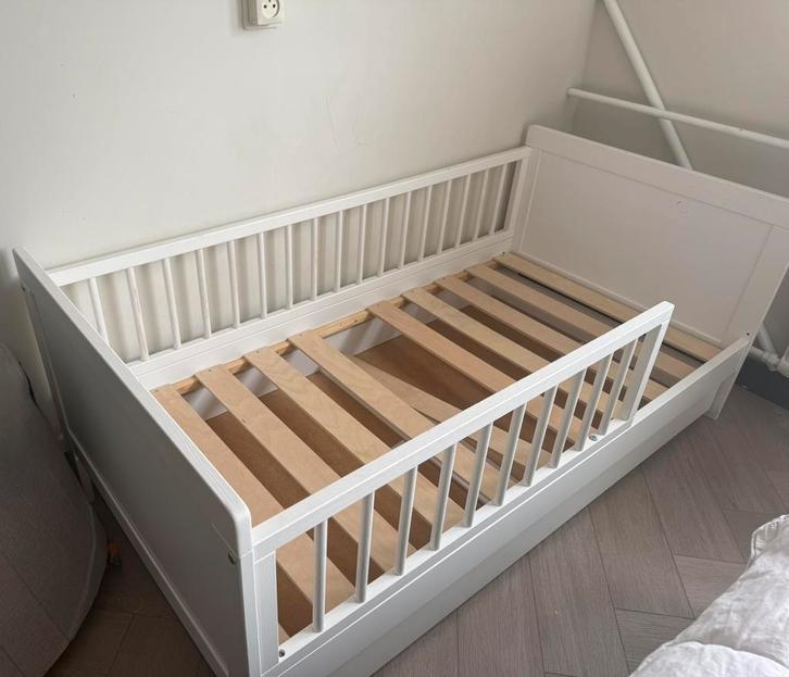 Peuterbed Petite Amelie met ladebodem, Kinderen en Baby's, Kinderkamer | Bedden, Gebruikt, 140 tot 160 cm, 70 tot 85 cm, Lattenbodem