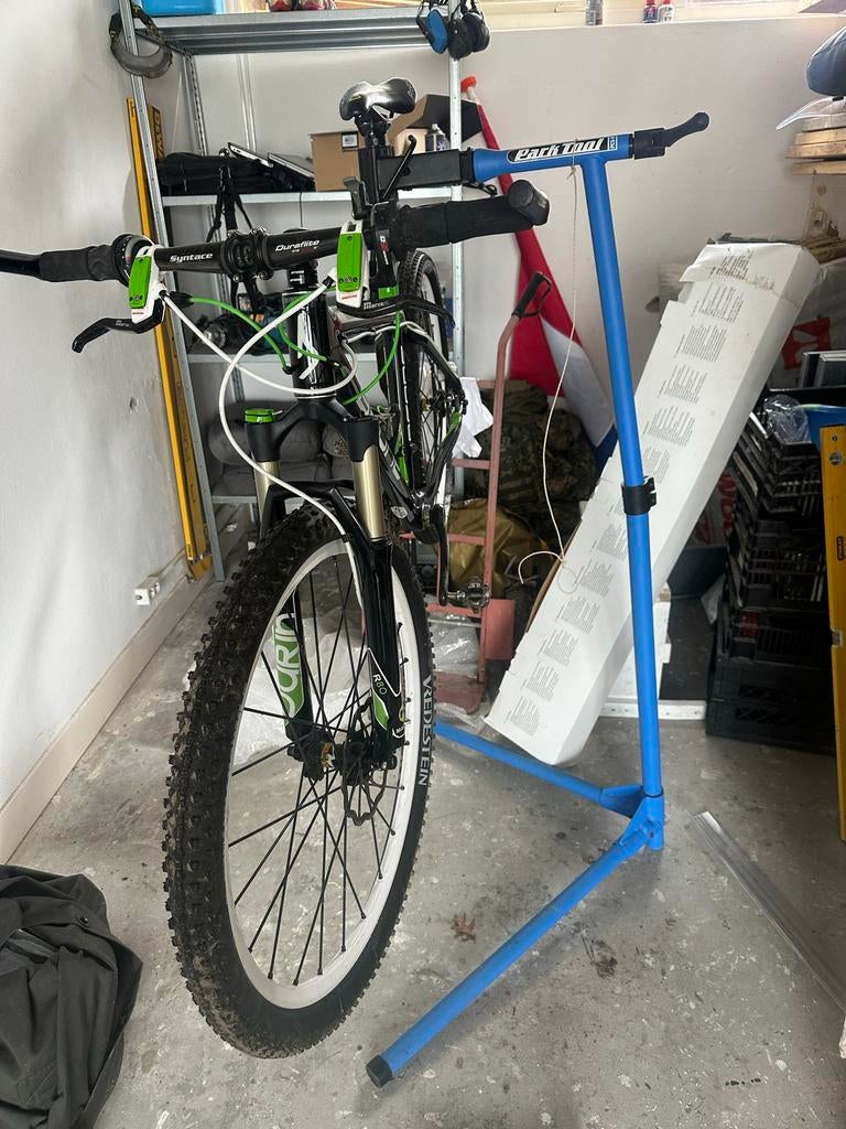 Park Tool PCS-9.0 Montagestandaard voor fietsreparatie, Fietsen en Brommers, Ophalen, Gebruikt, Overig gereedschap