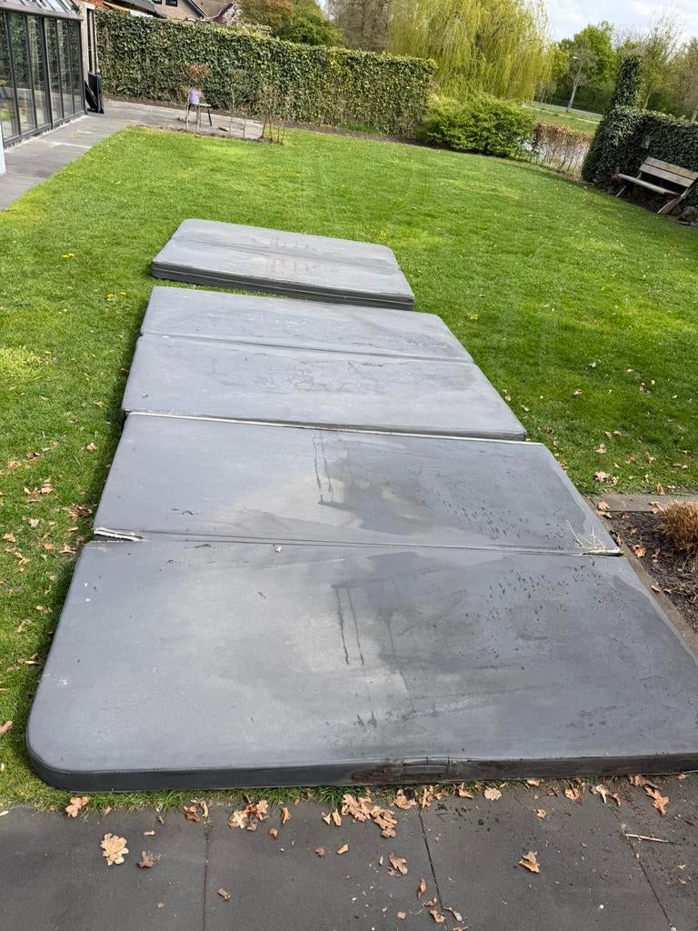 Gratis af te halen zwemspa cover jaccuzi cover, Ophalen, Zo goed als nieuw, Afdekzeil