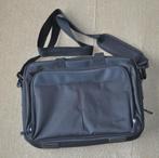 P385 Laptoptas (Staples) Luxe Laptoptas met draagriem, Computers en Software, Ophalen, 17 inch of meer, Nieuw, Schoudertas