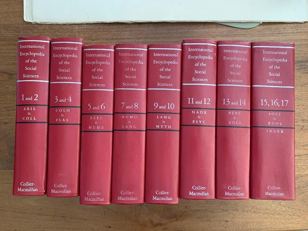 International Encyclopedia of the Social Sciences compleet, Ophalen of Verzenden, Zo goed als nieuw, Natuurwetenschap