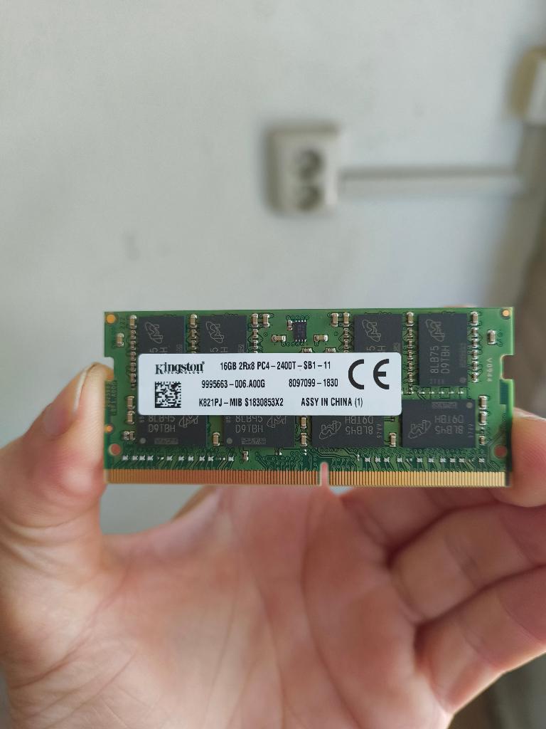 SODIMM 16GB Kingston PC2400 DDR4 laptop geheugen, Computers en Software, RAM geheugen, DDR4, Ophalen of Verzenden, Zo goed als nieuw