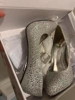 Mooi bling Swarovski pumps nieuw in doos sexy 37,5, Wit, Nieuw, Ophalen of Verzenden, Schoenen met hoge hakken