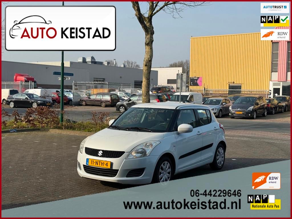 Suzuki Swift 1.2 Comfort EASSS AIRCO/STOEL VERWARMING/BOORDC, Voorwielaandrijving, Gebruikt, 4 cilinders, Stoelverwarming