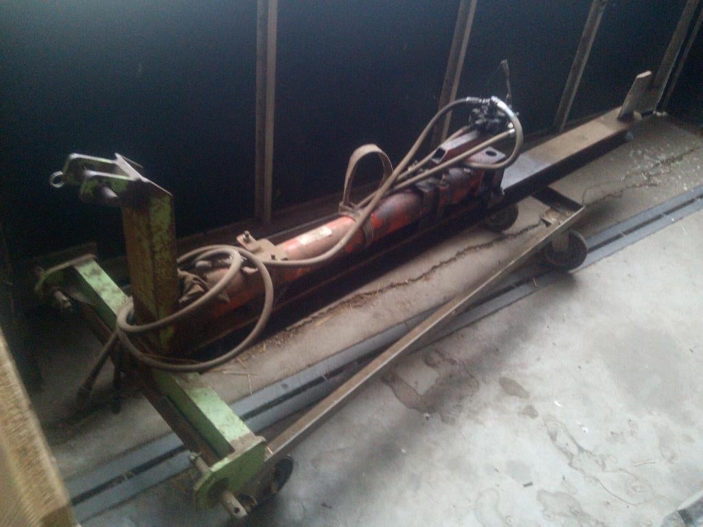 Houtklover kloof machine, Tuin en Terras, Kloofmachines, Ophalen, Gebruikt, Liggend