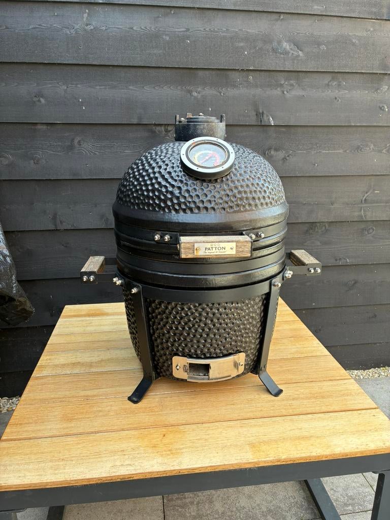 Patton Kamado 15 inch, Tuin en Terras, Houtskoolbarbecues, Ophalen, Gebruikt, Met accessoires