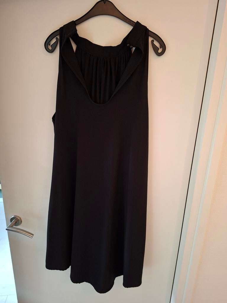 Zwarte mouwloze top  maat 46, Kleding | Dames, Tops, Ophalen of Verzenden