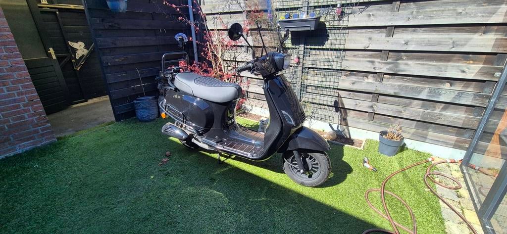 La souris sourini R, Ophalen, Benzine, Overige merken