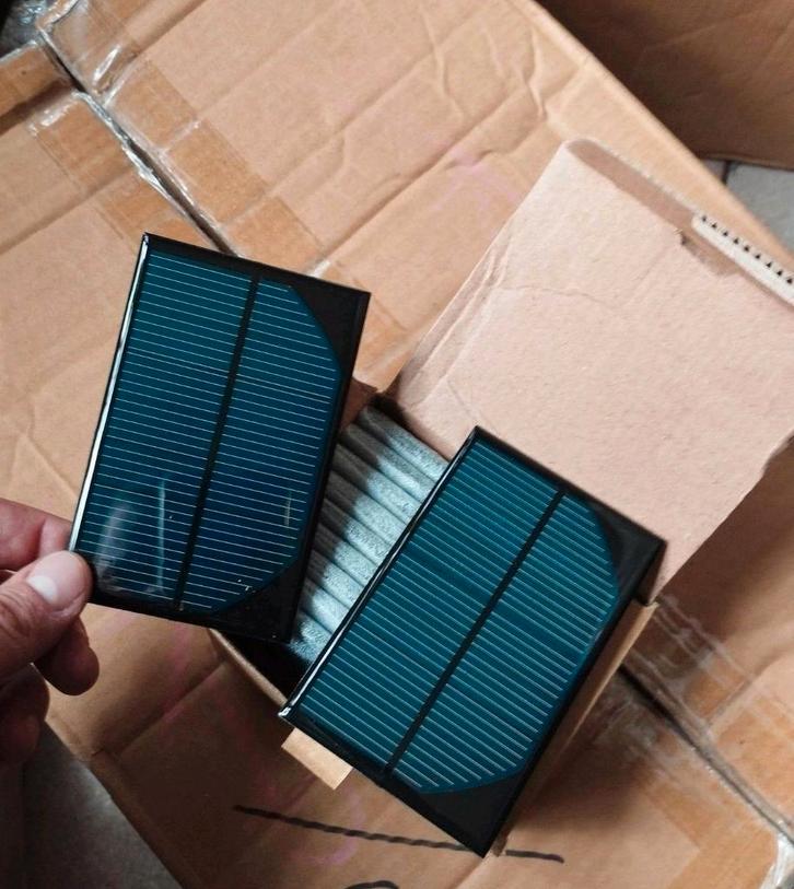 Mini zonnepanelen 20 stuks, Hobby en Vrije tijd, Elektronica-componenten, Nieuw, Ophalen of Verzenden