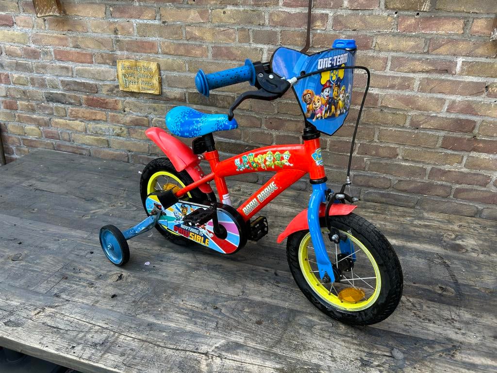 Paw Patrol Kinderfietsje met zijwieltjes 12 inch, Ophalen, Zo goed als nieuw, Minder dan 16 inch, Zijwieltjes