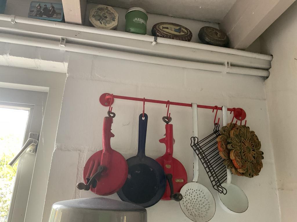 Rode snijbonenmolen, Huis en Inrichting, Keuken | Keukenbenodigdheden, Ophalen of Verzenden, Metaal, Rood, Overige typen