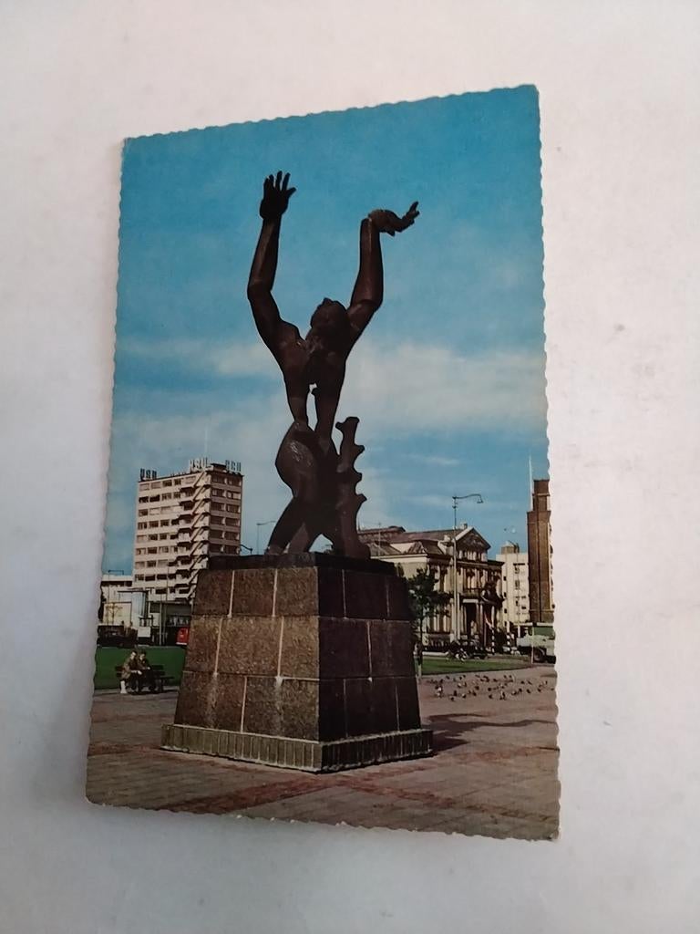 ROTTERDAM. MONUMENT  MEI 1940 VERWOESTE STAD, Ophalen of Verzenden, 1940 tot 1960, Zuid-Holland