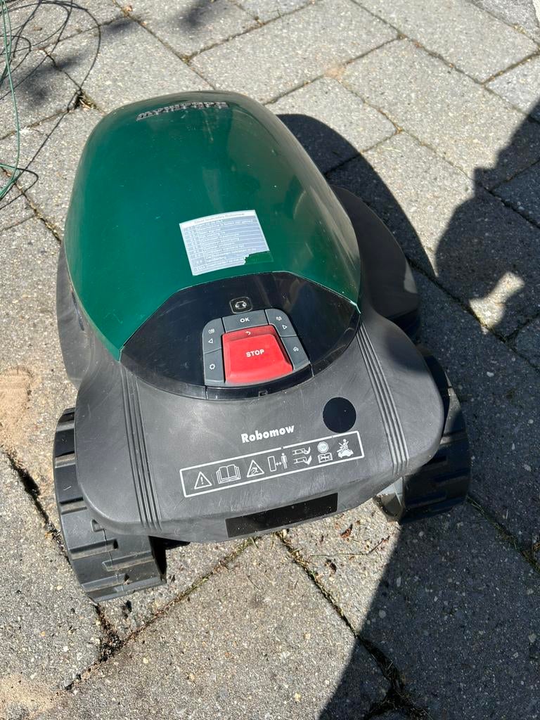 Robotmaaier Robomow RC304pro, Tuin en Terras, Robotmaaiers, Ophalen, Gebruikt, Meer dan 25 cm, Bestuurbaar via app
