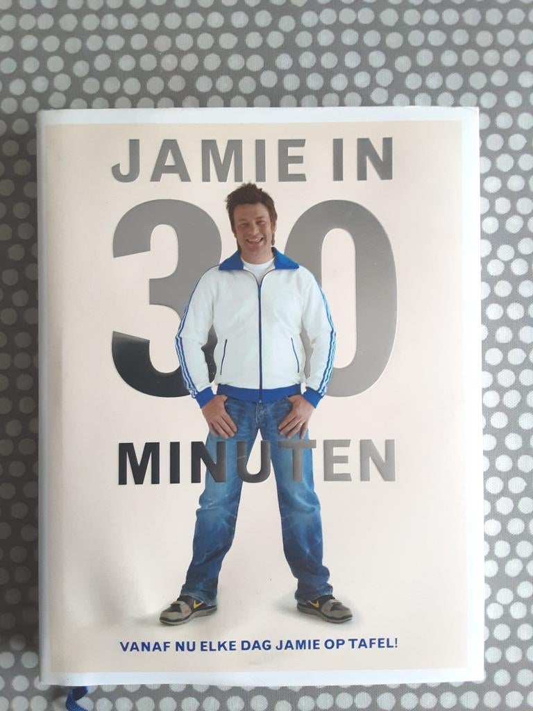 Jamie Oliver - Jamie in 30 minuten, Boeken, Kookboeken, Hoofdgerechten, Ophalen of Verzenden, Zo goed als nieuw, Jamie Oliver
