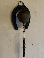 vintage / antieke wandbel, deur bel, koebel met hoefijzer, Ophalen of Verzenden