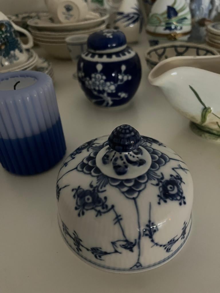Royal Copenhagen Blue Fluted Half Lace deksel botervloot, Ophalen of Verzenden