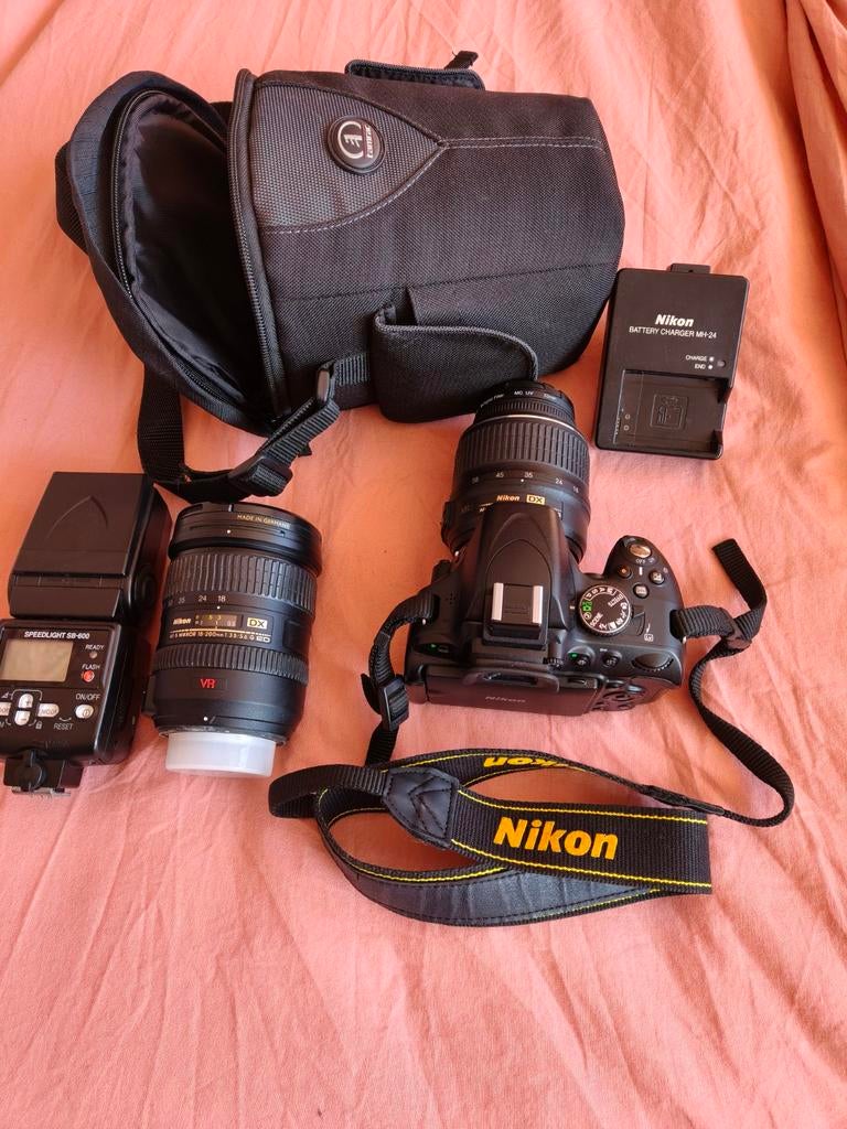 Nikon D5100 met extra toebehoren, Audio, Tv en Foto, Fotocamera's Digitaal, Spiegelreflex, Ophalen of Verzenden, Zo goed als nieuw