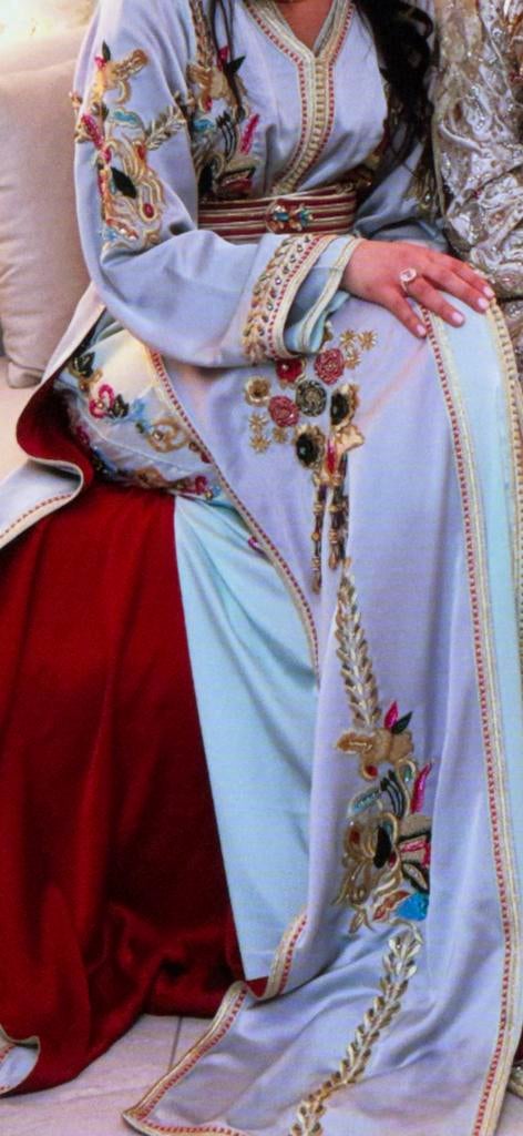 Mooie handbewerkte takchita/takshita te koop, Kleding | Dames, Gelegenheidskleding, Zo goed als nieuw, Overige typen, Ophalen of Verzenden