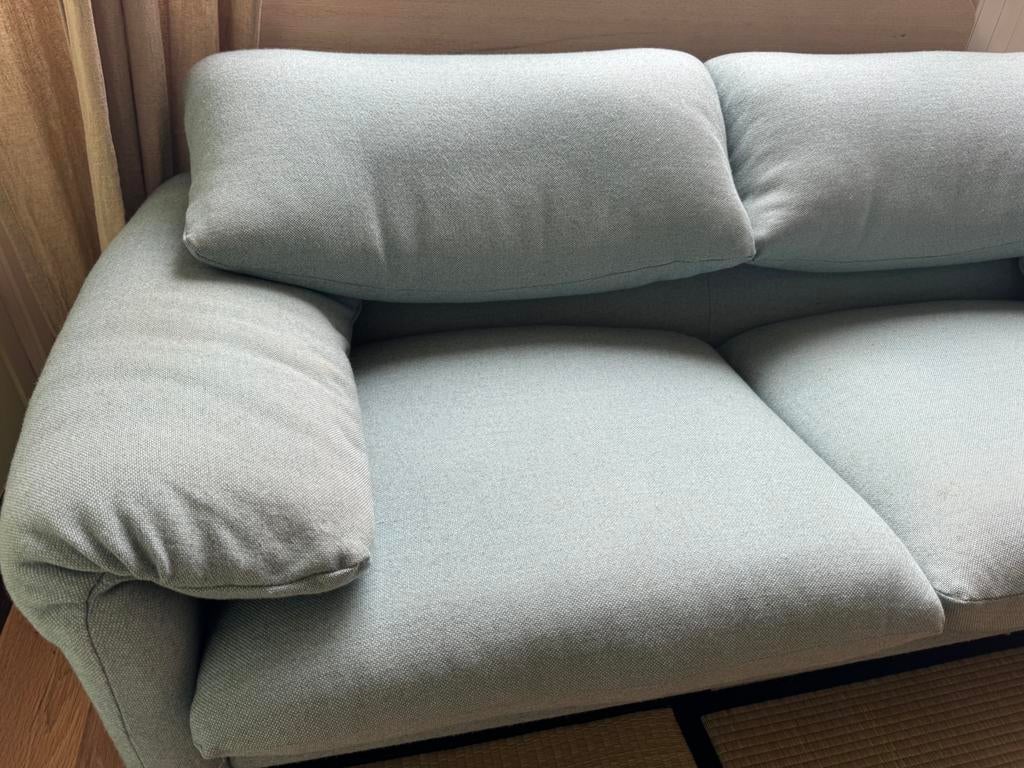 Cassina maralunga, Huis en Inrichting, Ophalen of Verzenden, Zo goed als nieuw, 125 tot 150 cm, Stof