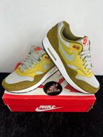 Nike air Max 1 Curry Pack Olive - size 42, Nike air max, Overige kleuren, Ophalen of Verzenden, Sneakers of Gympen