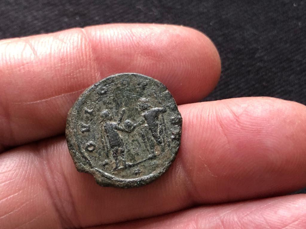 Romeinse munt AURELIANUS met JUPITER wereldbol bodemvondst, Ophalen of Verzenden, Overige landen, Losse munt