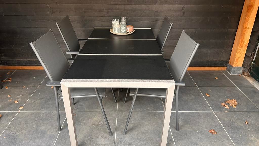 Tuintafel met 6 stoelen, Ophalen, Zo goed als nieuw