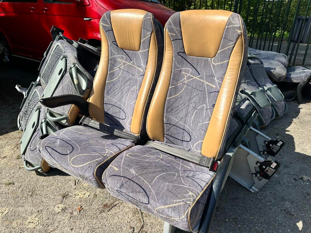 Busstoelen - Dubbele zitplaats met gordels, Ophalen of Verzenden, Gebruikt, Universele onderdelen