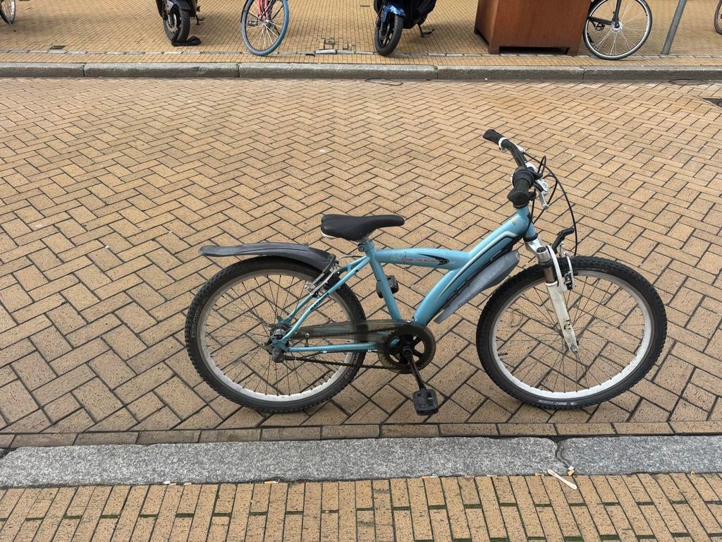 Batavus jongens fiets 24inch met versnellingen, Gebruikt, Budgetbikes, Ophalen of Verzenden, 9711gl