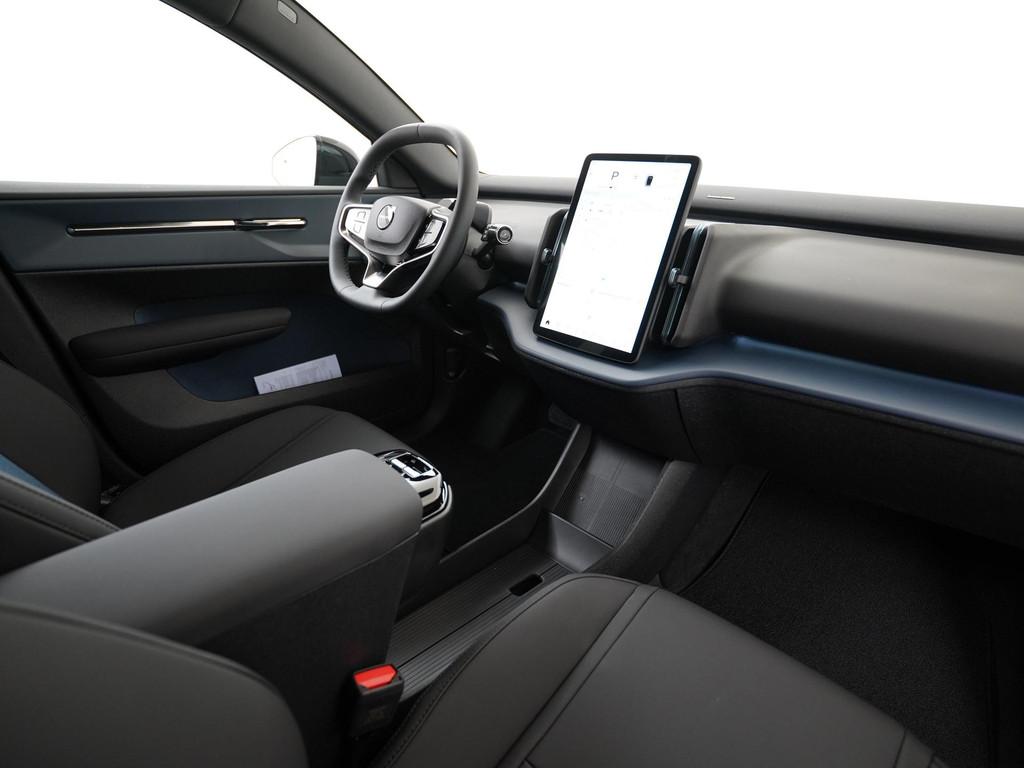 Volvo EX30 Single Motor Extended Range Plus Europa 69 kWh |, Auto's, Volvo, Automaat, Gebruikt, Zwart, Origineel Nederlands