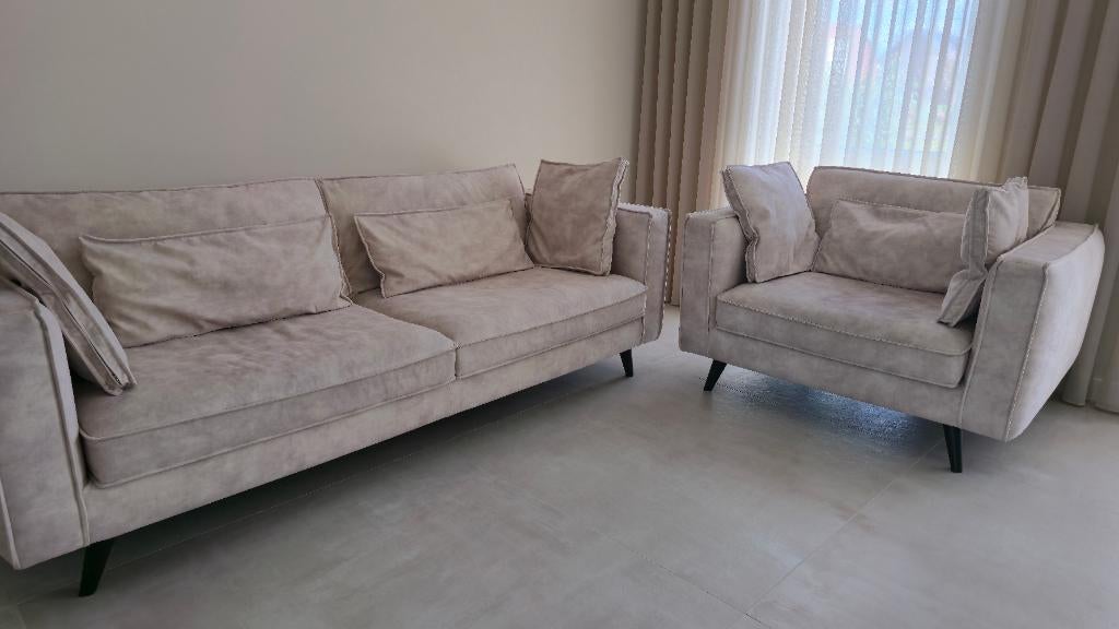 Comfortabele stijlvolle bank, Ophalen, Zo goed als nieuw, Stof, Comfortable loveseat