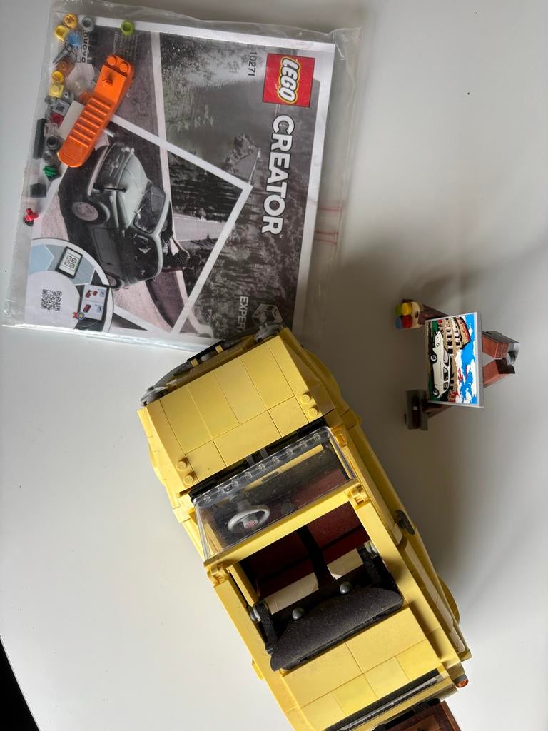 Lego Creator Expert Fiat 500 (10271) - Zo goed als nieuw, Lego, Ophalen of Verzenden, Zo goed als nieuw, Compleet