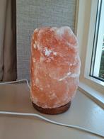 Zoutlamp 8300 gram, incl lampje., Huis en Inrichting, Lampen | Tafellampen, Ophalen, Zo goed als nieuw, Minder dan 50 cm