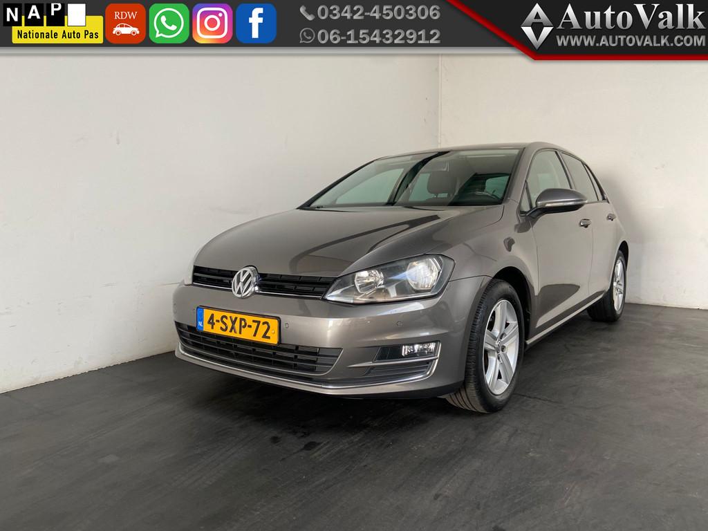 Volkswagen Golf 1.2 TSI Highline. Trekhaak! (bj 2014), Voorwielaandrijving, Euro 5, Gebruikt, 4 cilinders