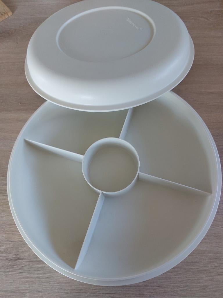 Tupperware serveerschaal/hapjesschaal, Ophalen of Verzenden, Zo goed als nieuw, Crème, Schaal
