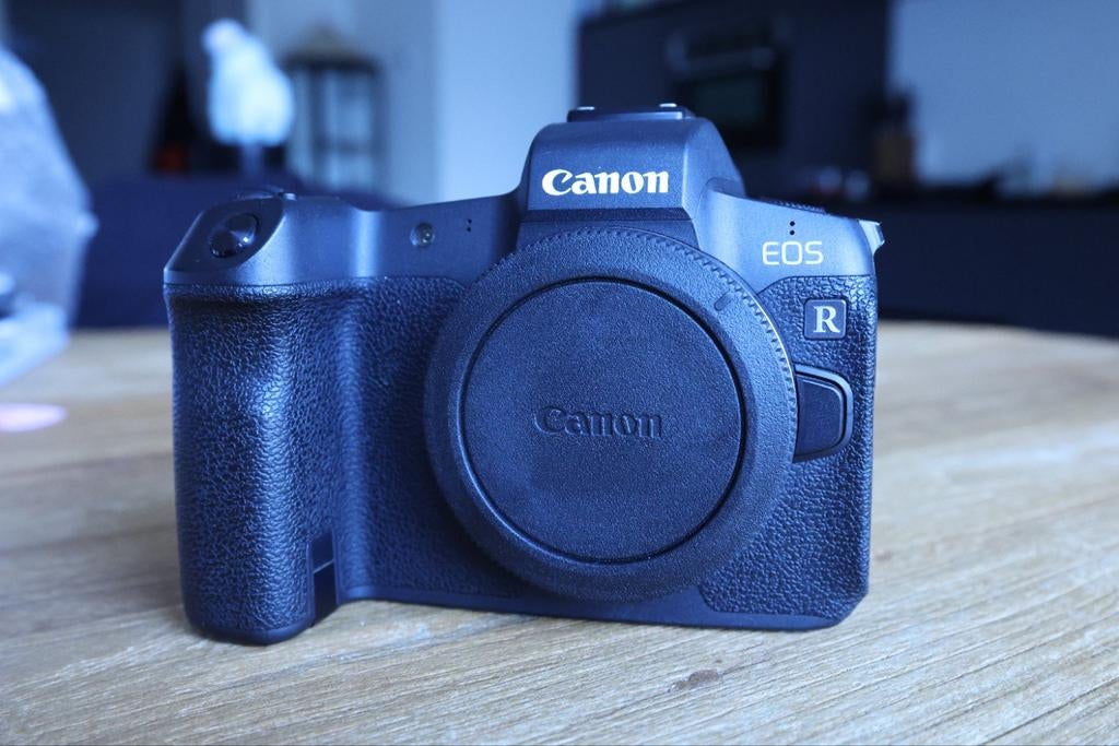 Canon EOS R + EF / RF adapter inclusief Accu, 30 Megapixel, Canon, Compact, Ophalen of Verzenden