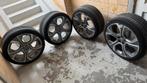 Audi A1 velgen + banden, Auto-onderdelen, Banden en Velgen, Ophalen, 18 inch, Banden en Velgen, Personenwagen