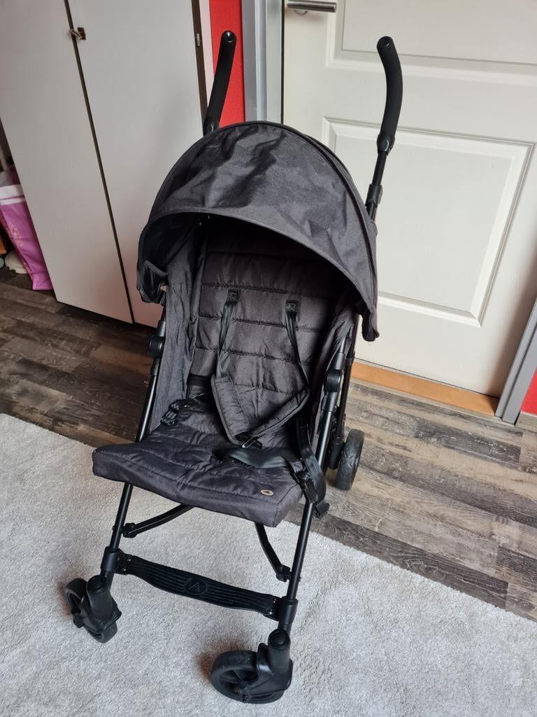 Compacte en lichtgewicht buggy - Ideaal voor onderweg!, Ophalen, Zonnekap