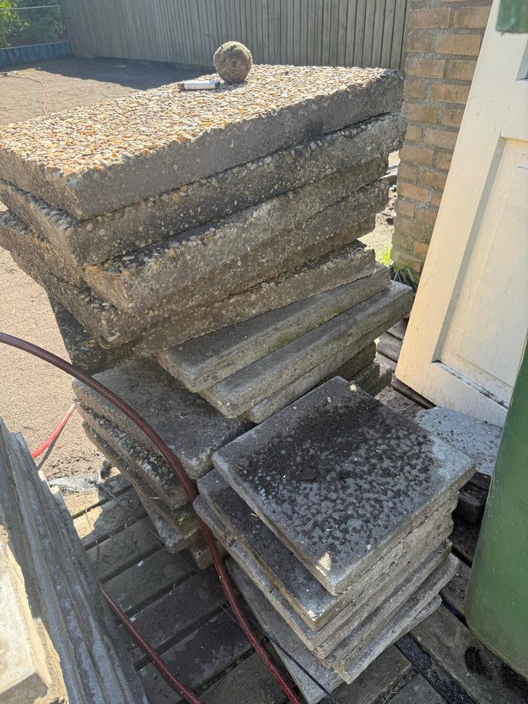 Gratis tuintegels - diverse maten en types, Tuin en Terras, Tegels en Klinkers, Ophalen, Gebruikt, 10 m² of meer, Beton