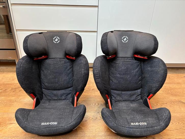2x Maxi-Cosi Rodifix airprotect Nomad Black autostoel 9-36kg, Kinderen en Baby's, Autostoeltjes, Gebruikt, Maxi-Cosi, 9 t/m 36 kg