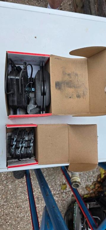 Remblokken brembo P 85 085 / P 85 017 beschikbaar voor biedingen