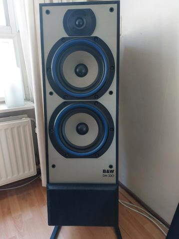 B&W DM330 Speakers met Standaard - Amsterdam Centrum beschikbaar voor biedingen