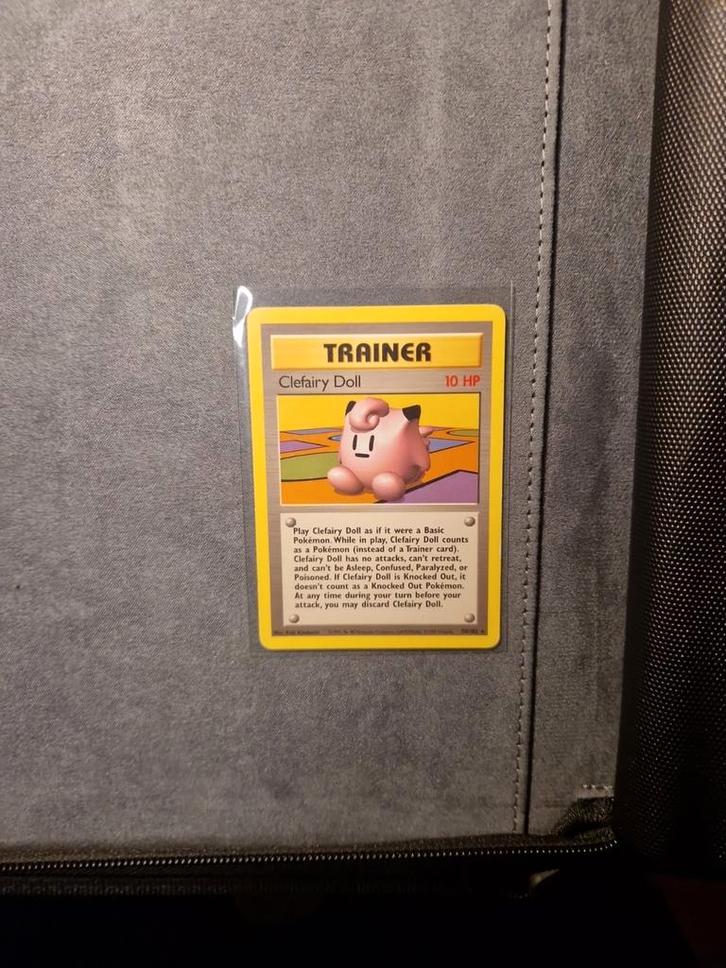 Clefairy Doll 70/102 Base Set 1999 Wotc, Hobby en Vrije tijd, Verzamelkaartspellen | Pokémon, Zo goed als nieuw, Losse kaart, Ophalen of Verzenden
