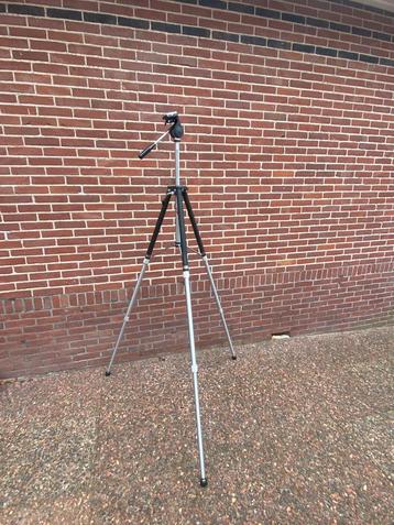 SLIK SL‑67 Prototype solide camerastatief met balhoofd beschikbaar voor biedingen