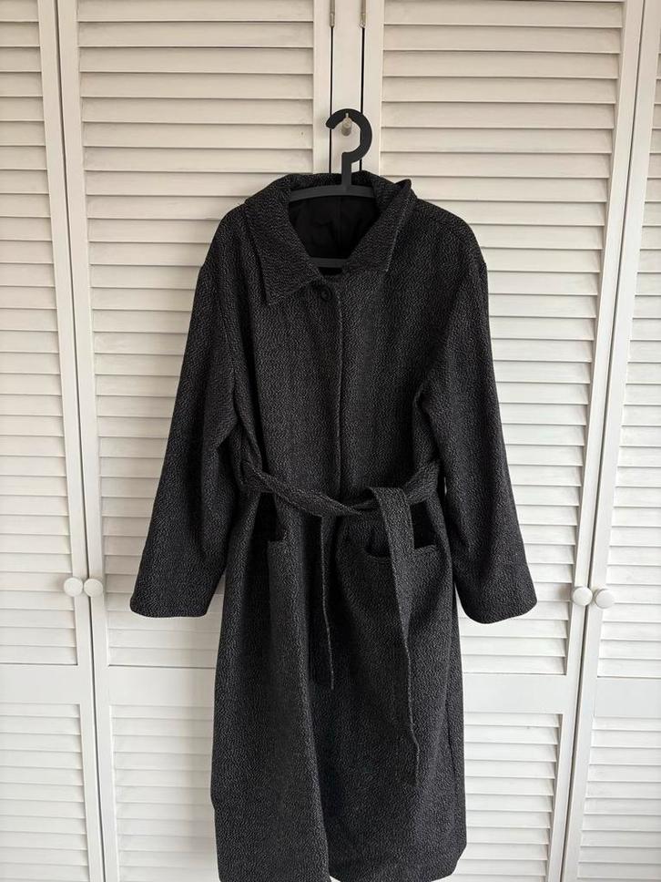 COS Winter Mantel met Ceintuur maat 44, Kleding | Dames, Jassen | Winter, Zo goed als nieuw, Maat 42/44 (L), Grijs, Ophalen of Verzenden