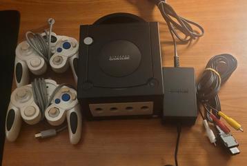 Zwarte Gamecube met kabels (2x gratis controllers) beschikbaar voor biedingen