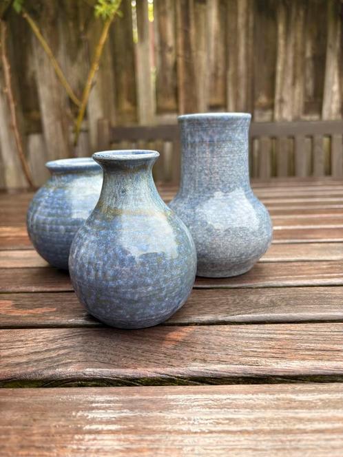 Handgemaakte Keramiek Vaasjes - Set van 3 - Gesigneerd MK, Antiek en Kunst, Antiek | Keramiek en Aardewerk, Ophalen of Verzenden