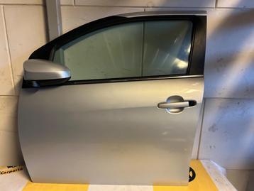 Links voor Peugeot 108 Citro n C1 AYGO portier KTB 1E7 beschikbaar voor biedingen